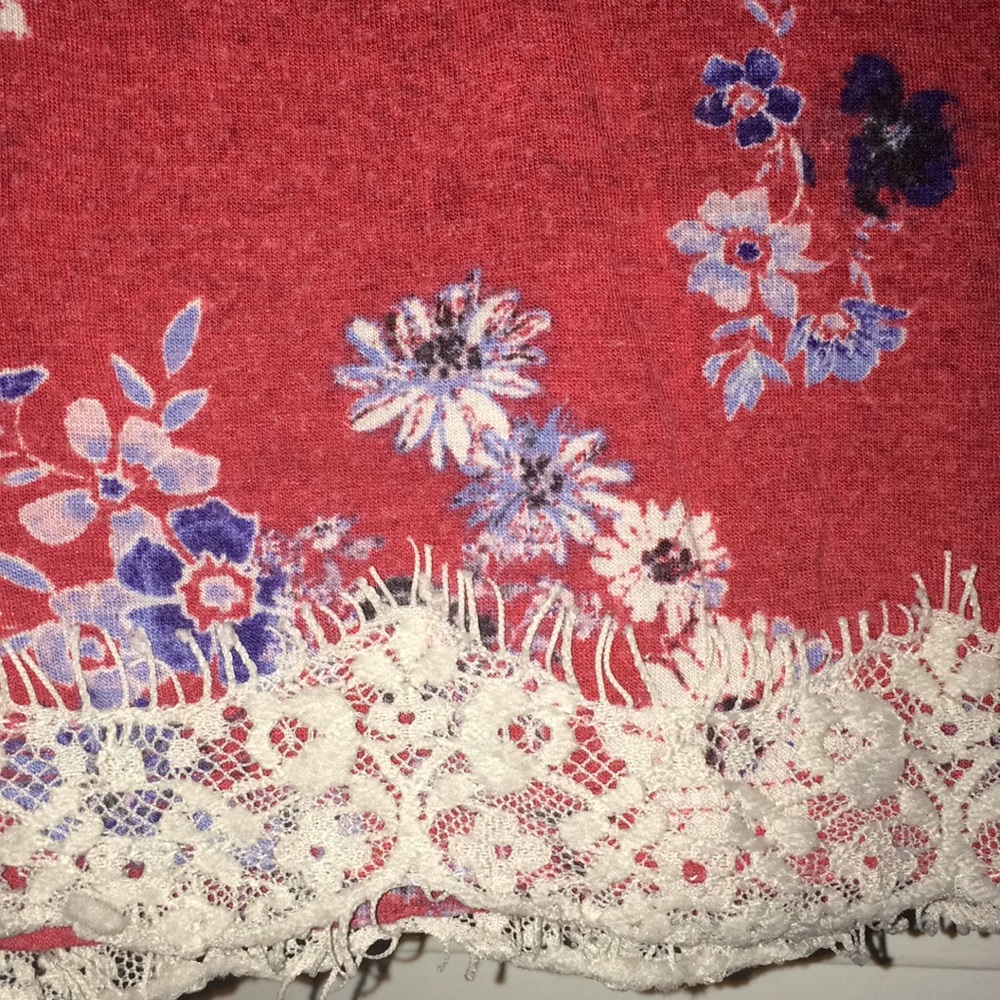 XL Rewind Pink Lace Floral Crisscross Back Shirt - Picture 3 of 5